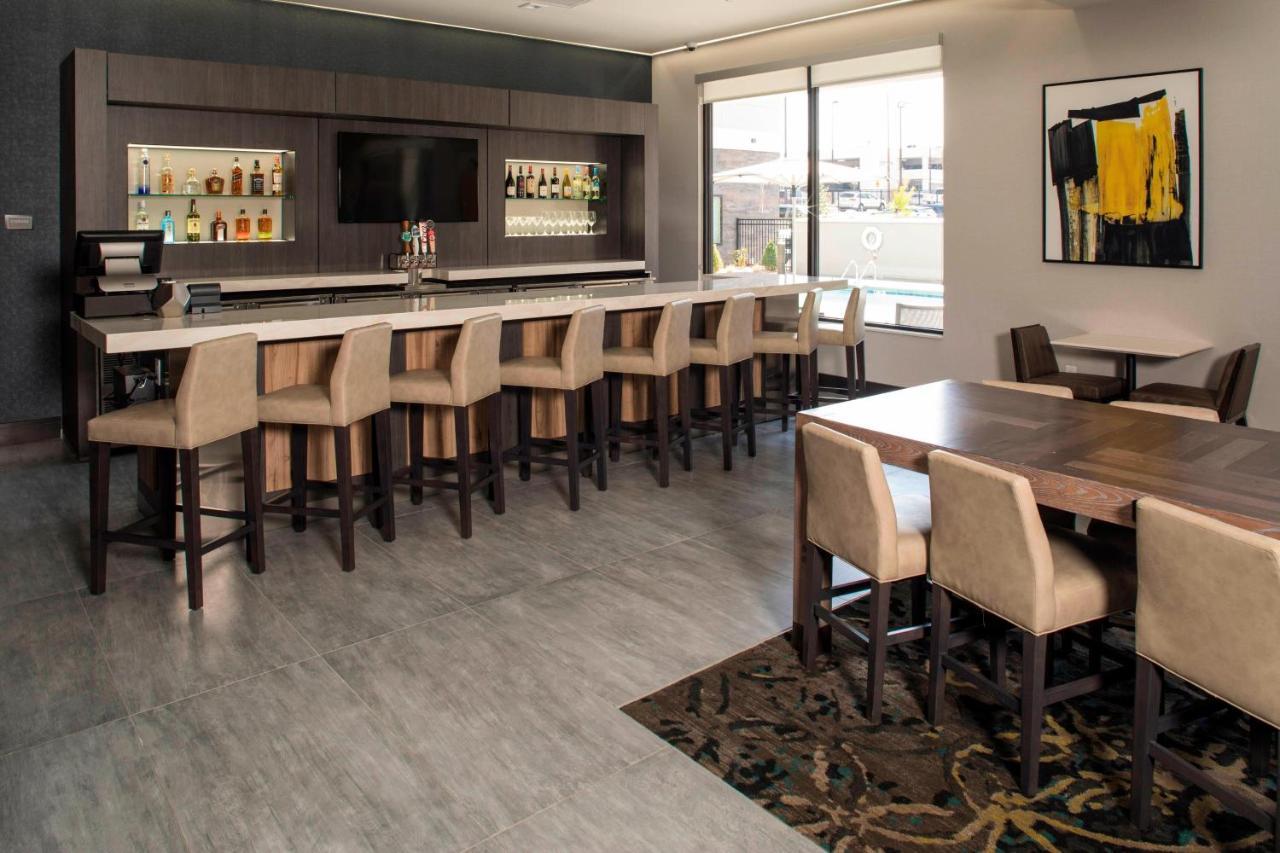 Residence Inn By Marriott Tulsa Downtown Exterior foto