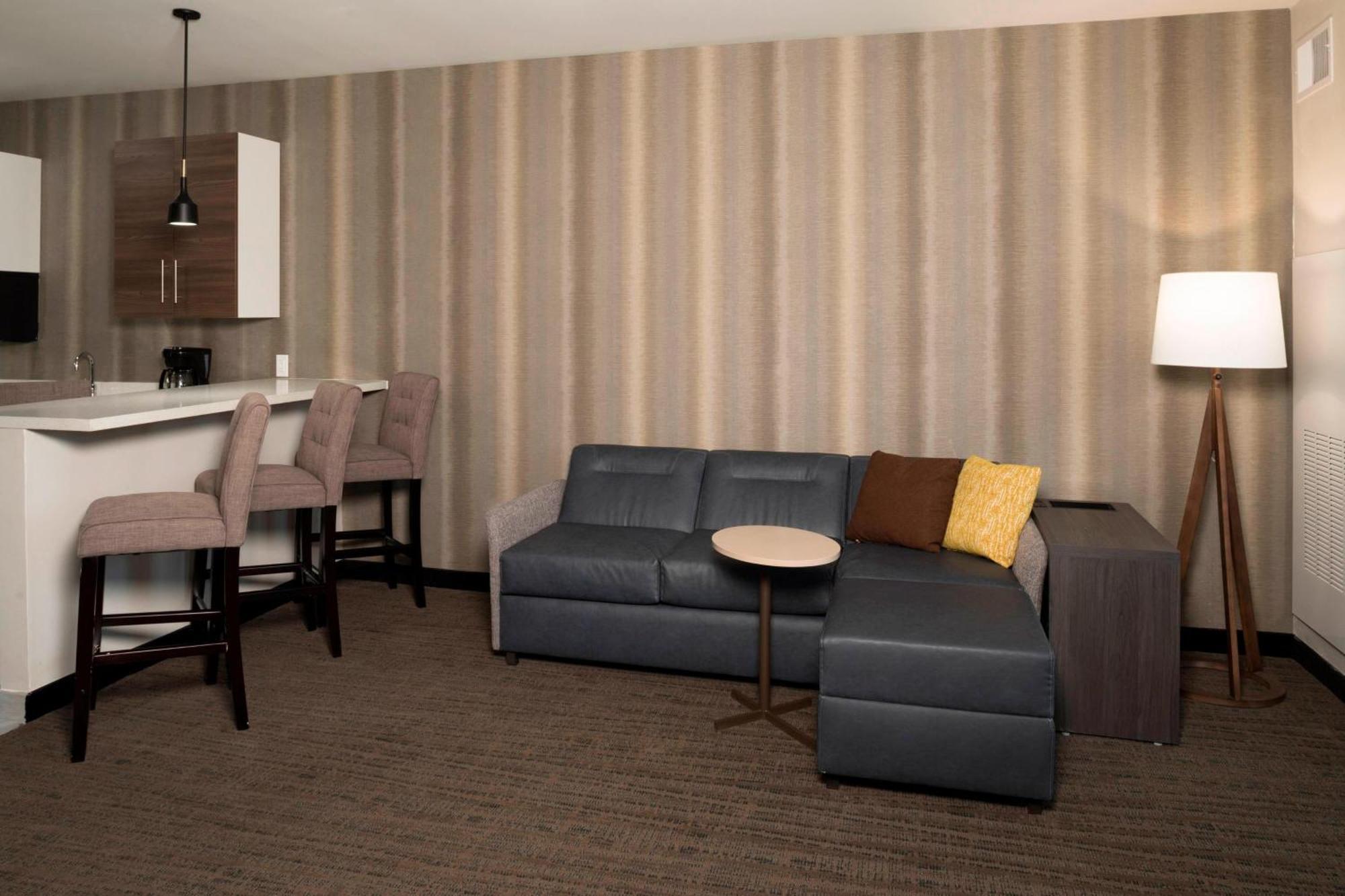 Residence Inn By Marriott Tulsa Downtown Exterior foto